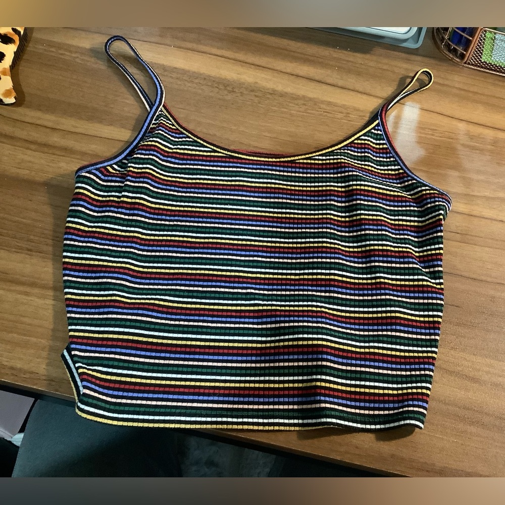 American Eagle crop top
